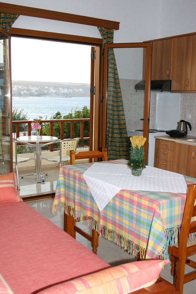 Simon Studios And Apartments Sitia  Luaran gambar
